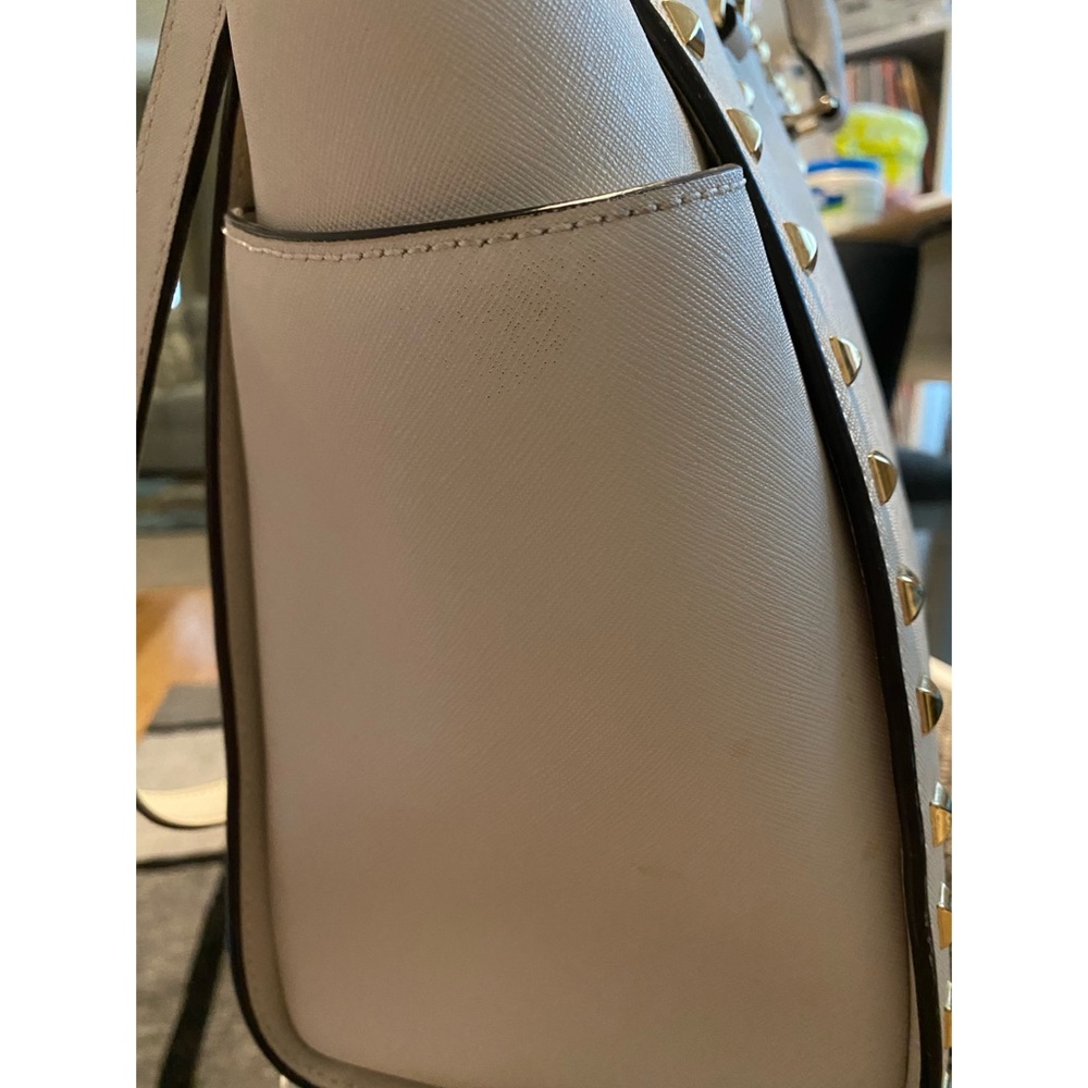 ❌ SOLD ❌ Michael Kors Studded Leather Satchel - Picture 9 of 13
